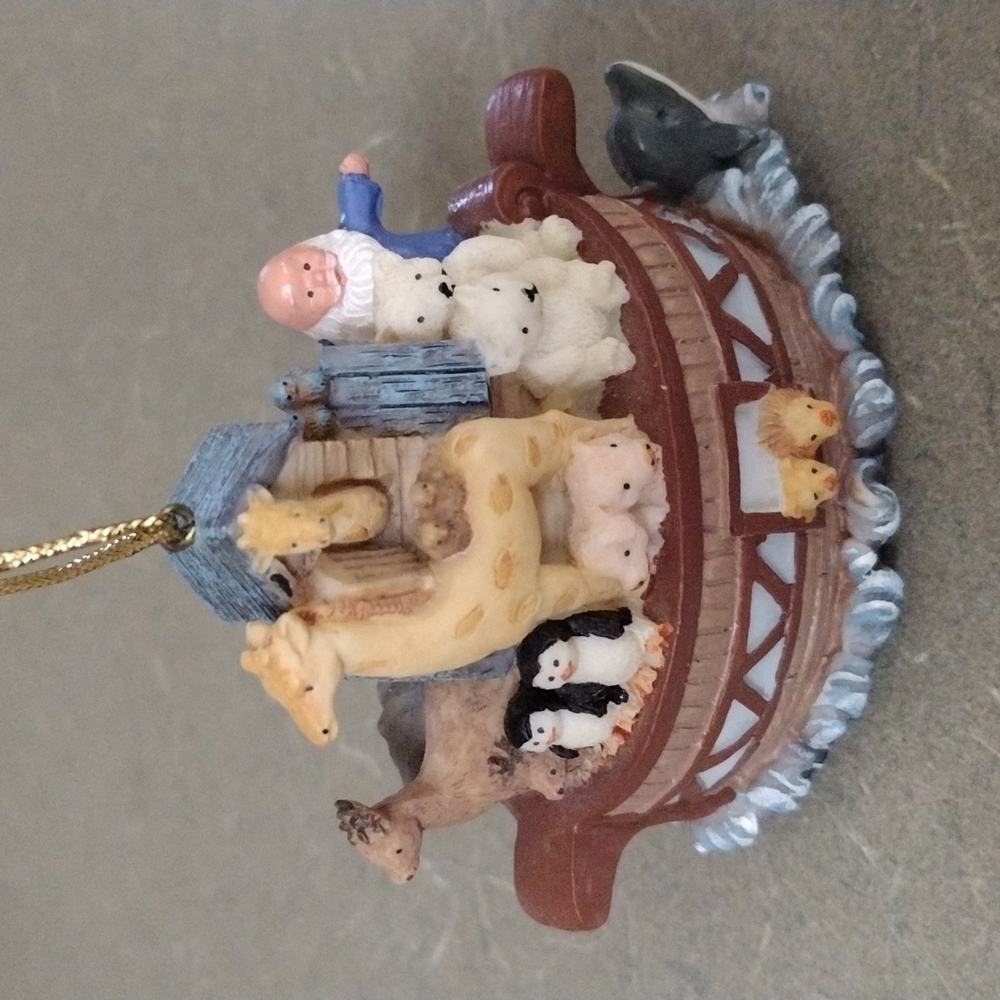 AVON Vintage 2001‎ Noah's Ark Ornament